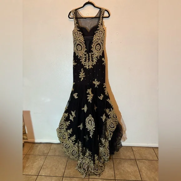 Abby Paris Formal Dress By Lucci Lu - Picture 10 of 15